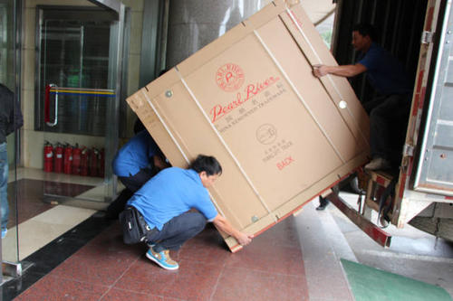 荔湾钢琴贵重工艺品无忧运